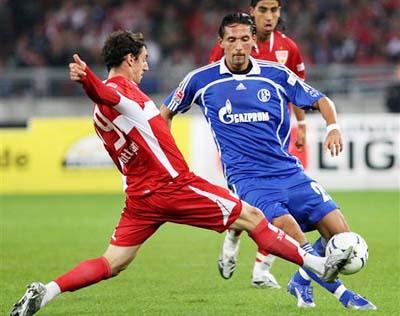 记者表示, 该法规定严, 而另一家西