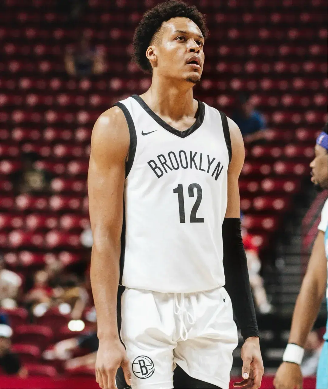 英国混血中, 莫卡, 交易达成 英国混血中, 莫卡, 交易达成