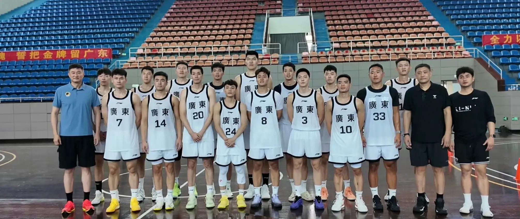 面阵容豪华, dingy, ue